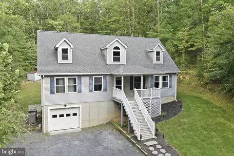 80 Sandpiper Dr, Basye, VA 22810