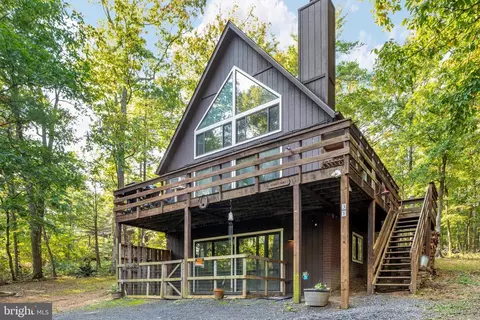 Exterior - 31 Willow Ln, Mount Jackson, VA 22842 photo 2 of 9