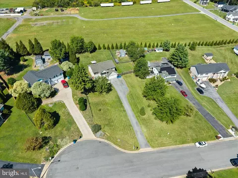 816 Burgess Ct, Woodstock, VA 22664