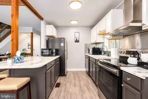 Kitchen - 190 Longstreet St, Basye, VA 22810 photo 1 of 2