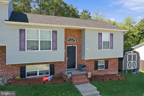 532 Stonewall St, Strasburg, VA 22657