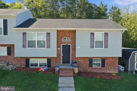 532 Stonewall St, Strasburg, VA 22657
