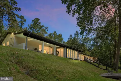 866 Old Bethel Rd, Edinburg, VA 22824