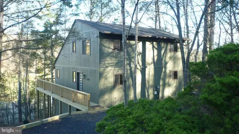 Exterior - 63 Fairway Dr, Basye, VA 22810 photo 1 of 7