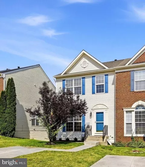 181 Oxbow Dr, Strasburg, VA 22657