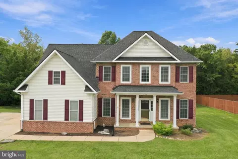 674 Dellinger Dr, Strasburg, VA 22657