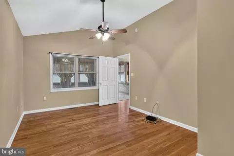 Entry Way - 6161 Randall St, Mount Jackson, VA 22842 photo 2 of 3
