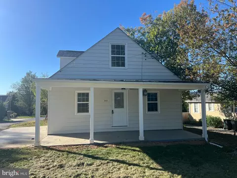 343 Banks Fort Rd, Strasburg, VA 22657
