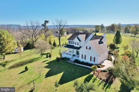 101 Boiling Springs Ln, Quicksburg, VA 22847