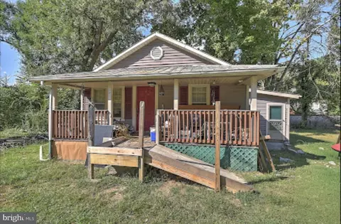 207 Magnolia Ave, Gate City, VA 24251