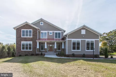 5910 Copper Mill Dr, Fredericksburg, VA 22407