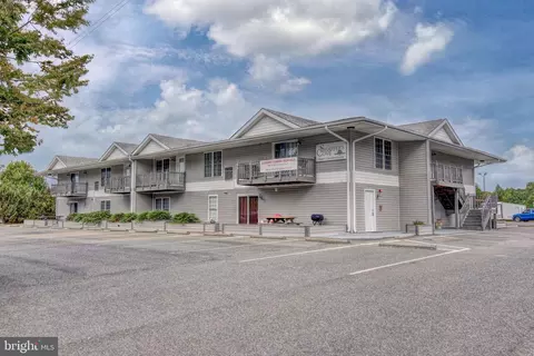 13705 Anna Point Ln #5, Mineral, VA 23117