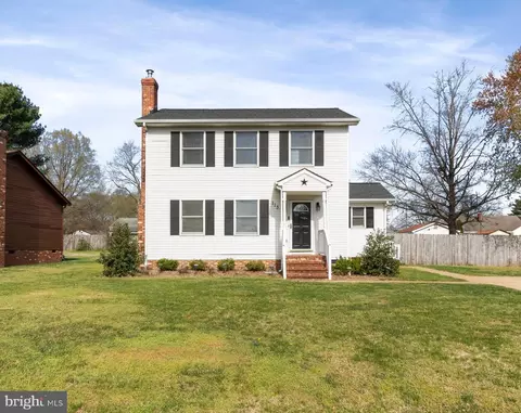113 S Brooks Dr, Fredericksburg, VA 22408