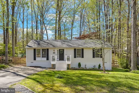216 Hampton Dr, Spotsylvania, VA 22551