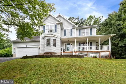 9522 Hickory Hill Dr, Fredericksburg, VA 22408