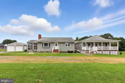8043 Chancellor Rd, Fredericksburg, VA 22407
