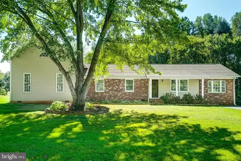 11100 Katy Ber Dr, Bumpass, VA 23024