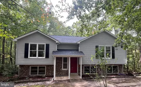 12814 Plantation Dr, Spotsylvania, VA 22551