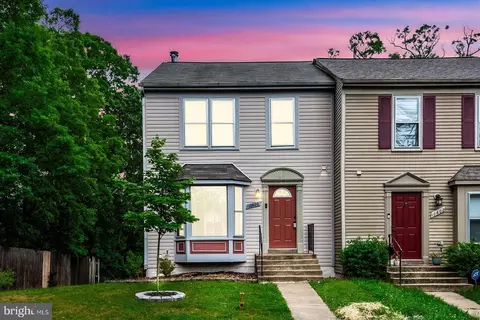 10600 Wakeman Dr, Fredericksburg, VA 22407