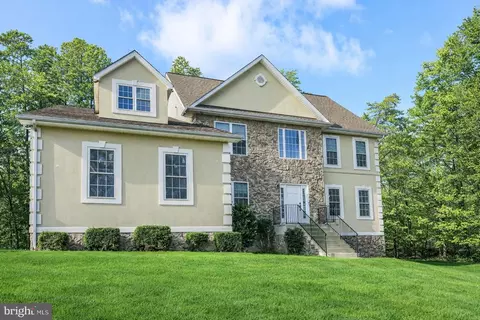10504 Big Horn Dr, Fredericksburg, VA 22407