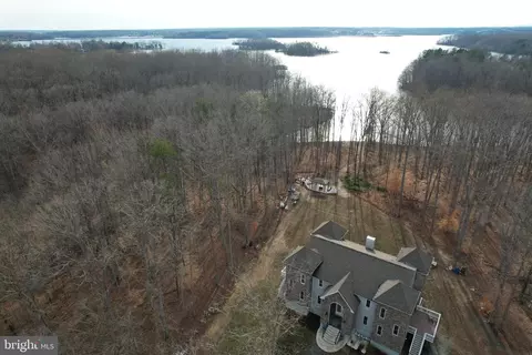 12029 Sycamore Shoals Dr, Bumpass, VA 23024
