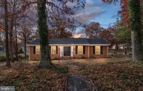 408 Mahogany Ln, Fredericksburg, VA 22408
