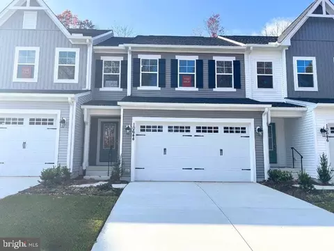 10644 Afton Grove Ct, Fredericksburg, VA 22408
