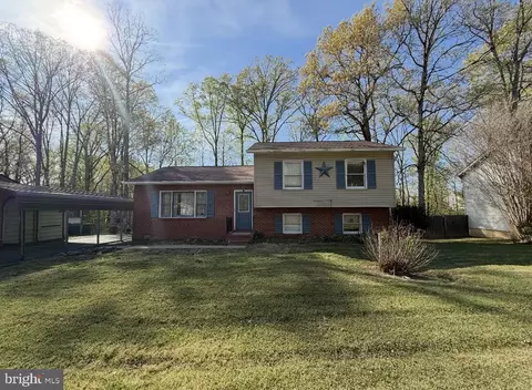 129 Durham Dr, Fredericksburg, VA 22407