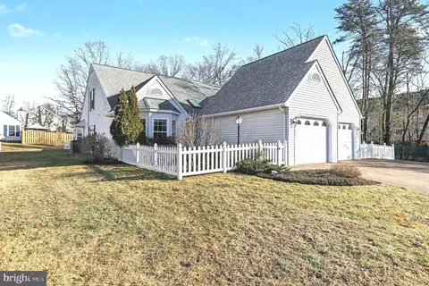 11604 Hampshire Ct, Fredericksburg, VA 22407