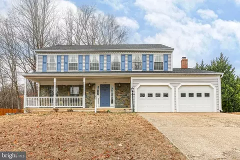 11210 Springfield Dr, Fredericksburg, VA 22408