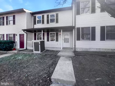 5132 Redbud Rd, Fredericksburg, VA 22407