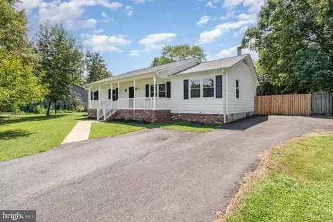 5408 Lee White Ln, Fredericksburg, VA 22407