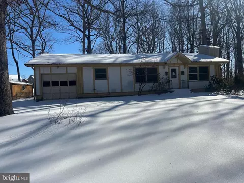 12609 Wesley Dr, Fredericksburg, VA 22407