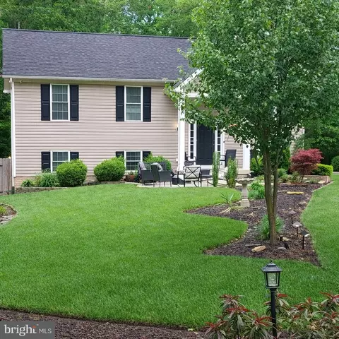 402 Butternut Dr, Fredericksburg, VA 22408