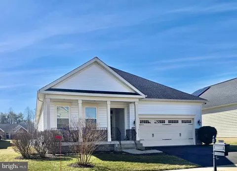 9800 Balls Bluff Dr, Fredericksburg, VA 22407