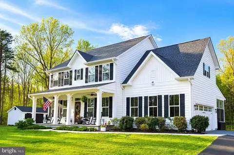 7701 Riparian Ct, Fredericksburg, VA 22408