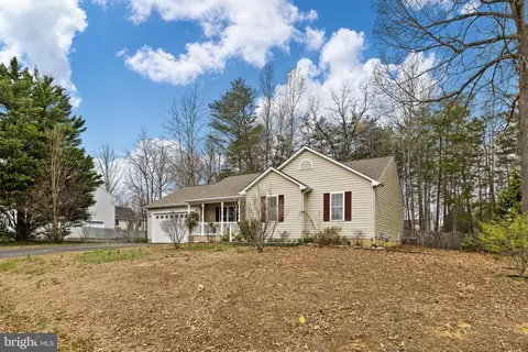 3700 Alberta Dr, Fredericksburg, VA 22408