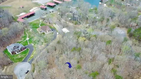 72 Dove Ct, Bumpass, VA 23024