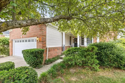 5327 W Philippi Pl, Fredericksburg, VA 22407