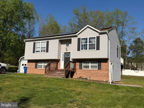 11803 Nicholas Dr, Fredericksburg, VA 22407
