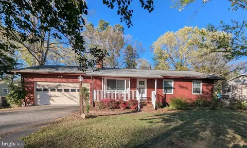 5505 Peters Ln, Fredericksburg, VA 22407