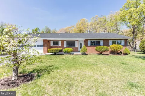 12018 Grantwood Dr, Fredericksburg, VA 22407