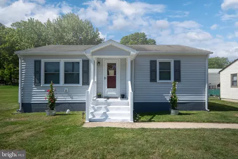 120 Mclaws St E, Fredericksburg, VA 22408