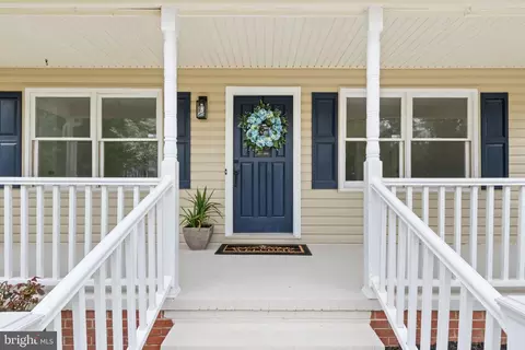 10722 Lovett Dr, Fredericksburg, VA 22407