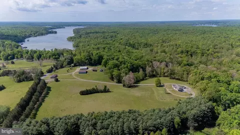 6000 Haleys Mill Rd, Spotsylvania, VA 22551