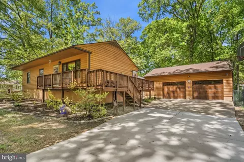 313 Green Arbor Dr, Fredericksburg, VA 22407