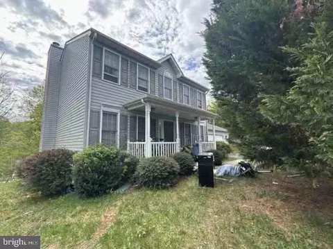 10003 Shadowridge Ct, Fredericksburg, VA 22407