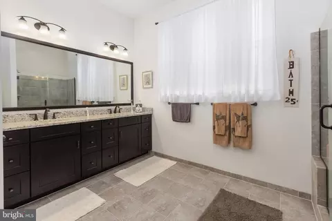 Bath - 7808 General Wright Dr, Fredericksburg, VA 22407 photo 2 of 4