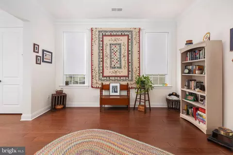 Entry Way - 7808 General Wright Dr, Fredericksburg, VA 22407 photo 4 of 10