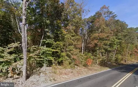 11106 Piedmont Dr, Fredericksburg, VA 22407